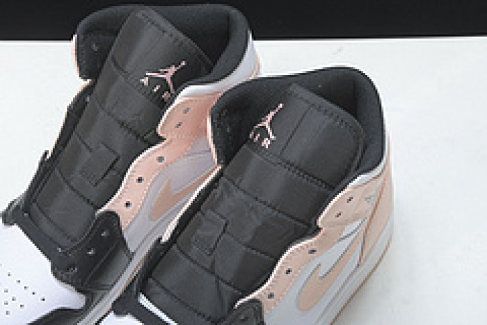 air jordan 1 mid crimson tint toe 554724-133