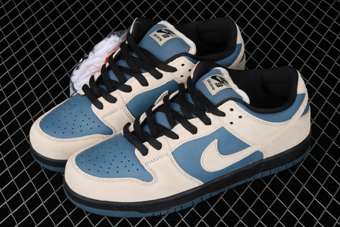 nike sb dunk low light cream thunderstorm bq6817-200