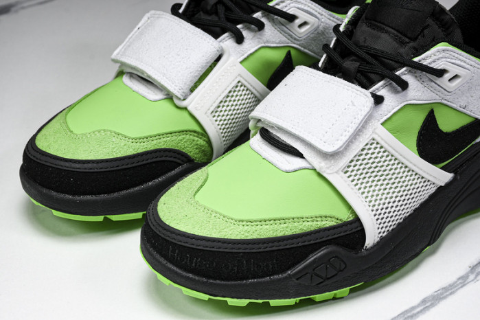 Nike Zoom Field Jaxx SP Travis Scott HQ3061-104