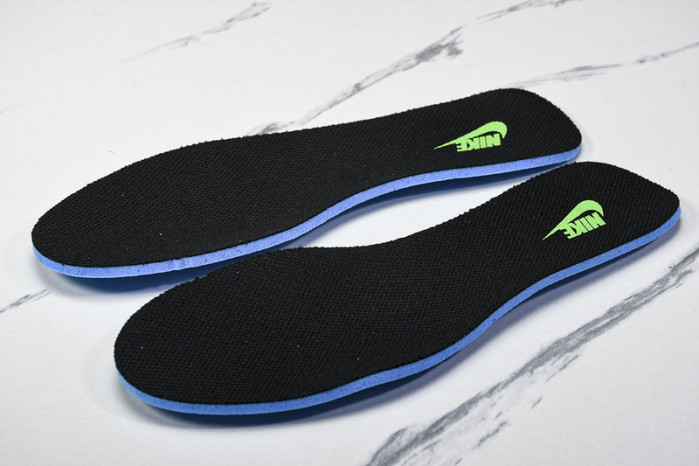 Nike Zoom Field Jaxx SP Travis Scott HQ3061-104