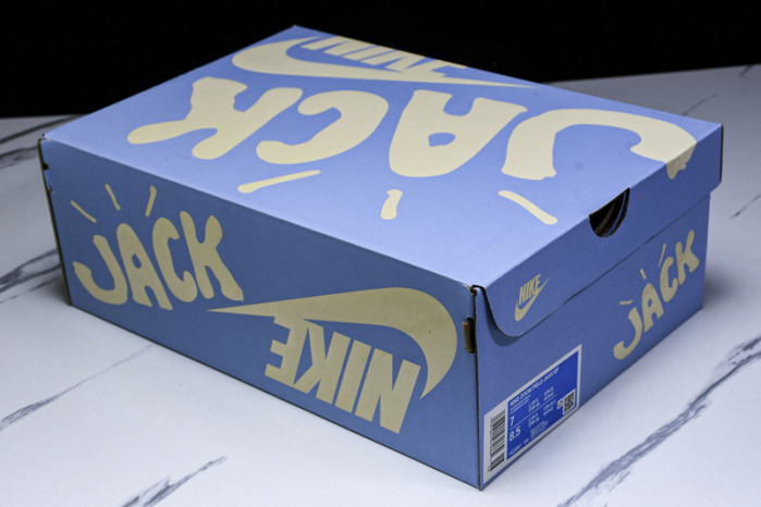 Nike Zoom Field Jaxx SP Travis Scott HQ3061-104