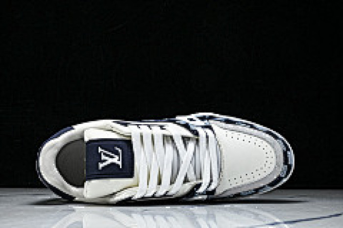 LOVT SNEAKER lv-444