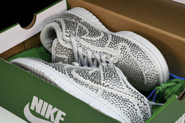 cactus plant flea market x nk dunk low cz2670-001