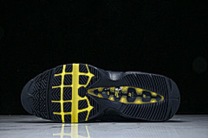 Eric Koston x Nike SB Air Max 95 HQ8492-400