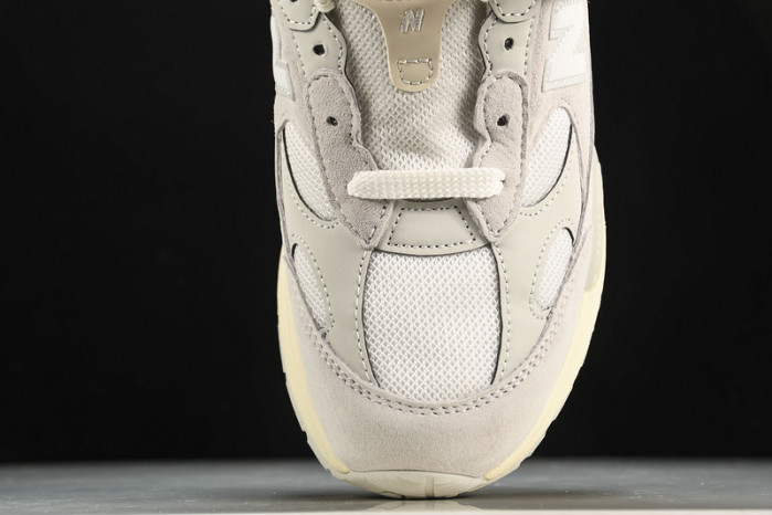 new Ba1an*e 992 white silver m992md