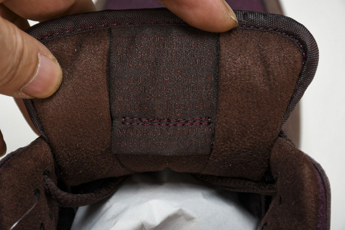 nike sb dunk low "city of love" fn0619-600