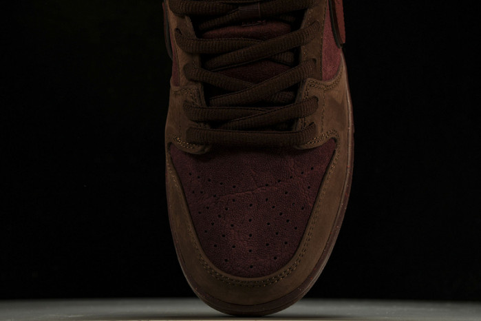 nike sb dunk low "city of love" fn0619-600