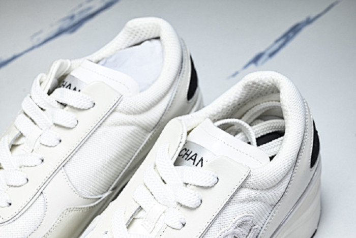 CN LOW TOP TRAINER CC SNEAKERS 21010932