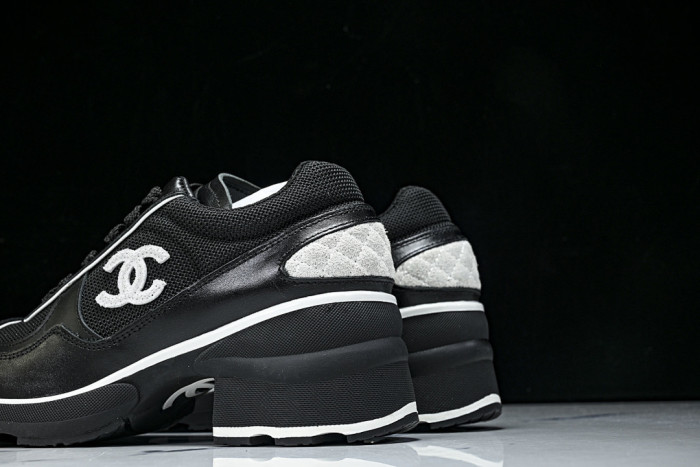 CN LOW TOP TRAINER CC SNEAKERS 21010933