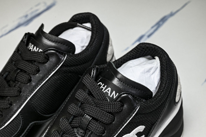 CN LOW TOP TRAINER CC SNEAKERS 21010933