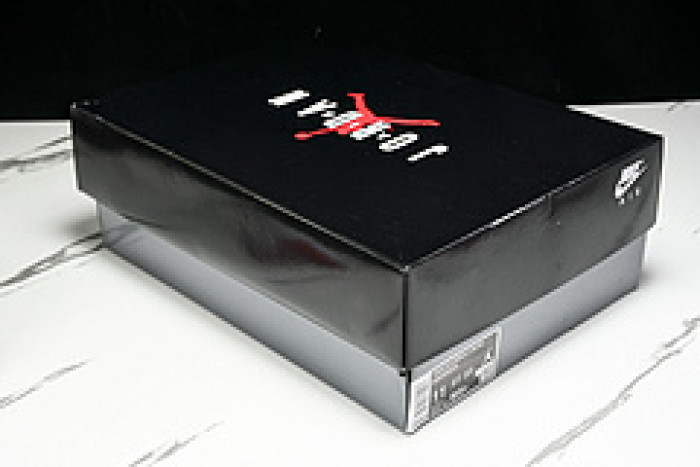 Air Jordan 11 “Bred Velvet” DB5457-061