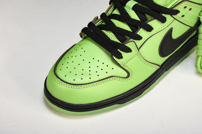 the powerpuff girls x nike sb dunk low “bubbles” fz8319-300
