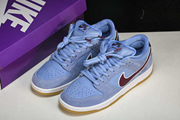 nike sb dunk low philadelphia phillies dq4040-400