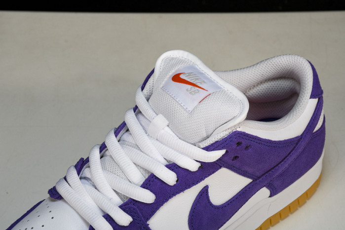 nike sb dunk low pro iso orange label court purple dv5464-500