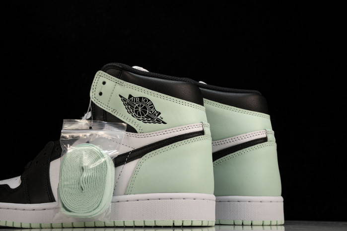 air jordan 1 retro high og nrg "igloo" 861428-100
