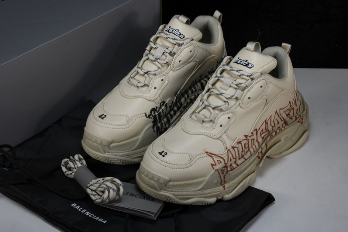 bl triple s trainers sneakers bts-18