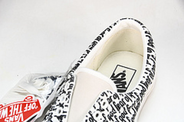 comme des garcons x authentic 
