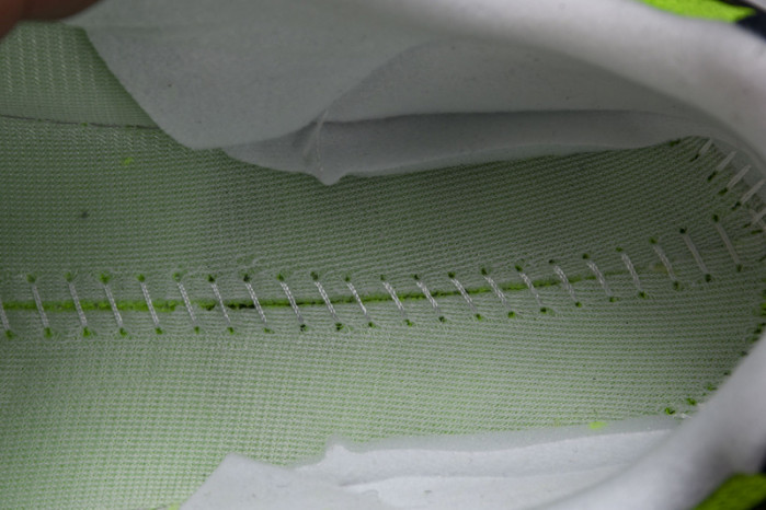 new Ba1an*e 992 white neon cyan m992da