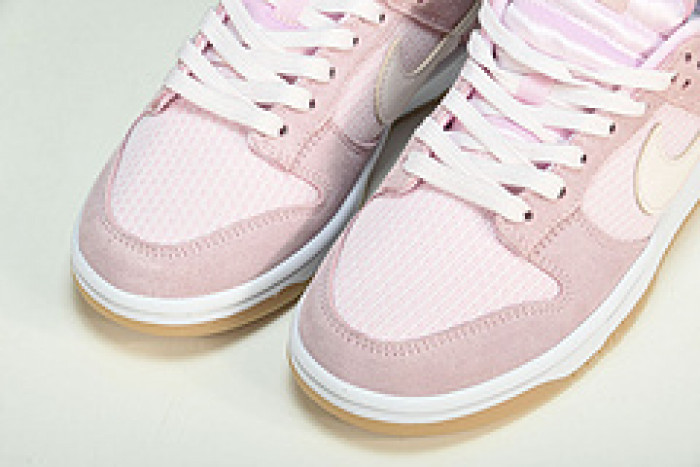 nike dunk low teddy bear dz5318-640