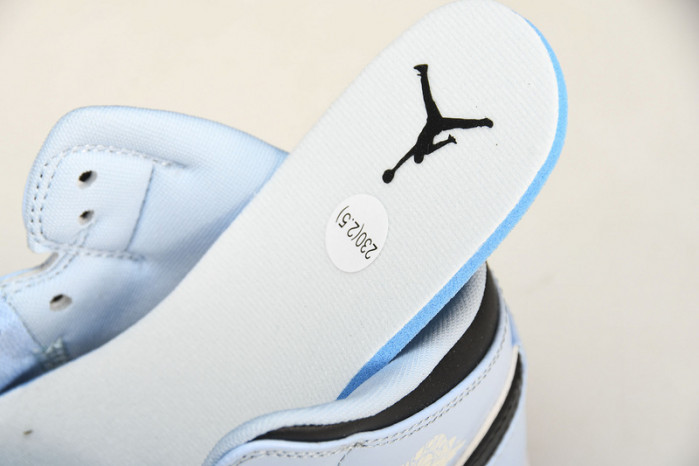 jordan 1 mid ice blue 555112-401