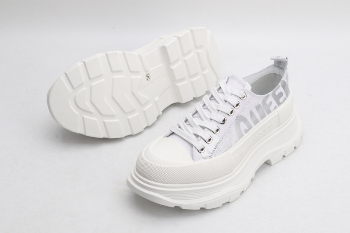 alex mcqu sneakers 112625