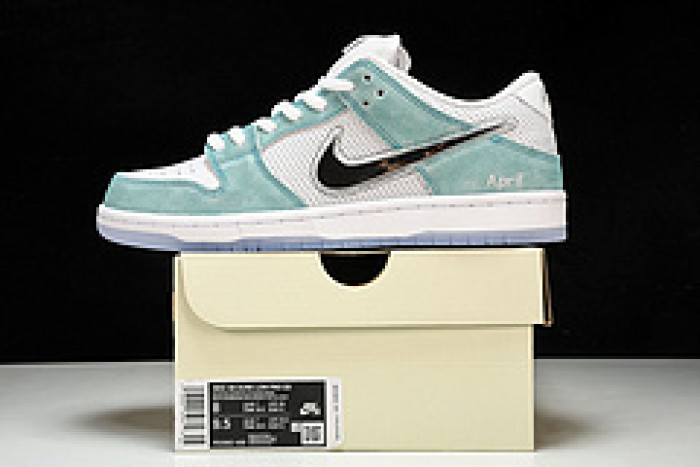 nike sb dunk low april skateboards fd2562-400
