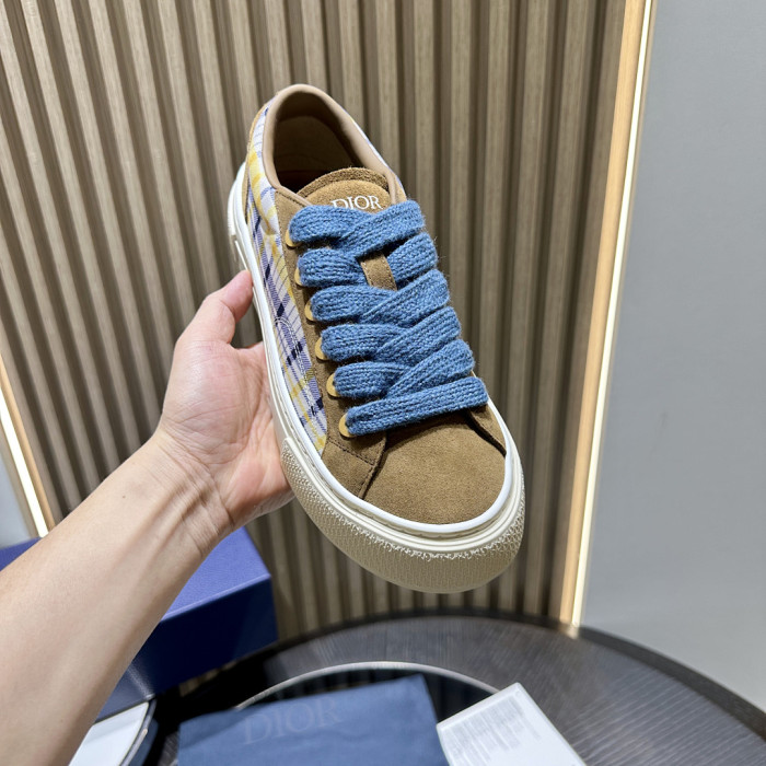 DR B33 LOW-TOP SNEAKERS DR-189