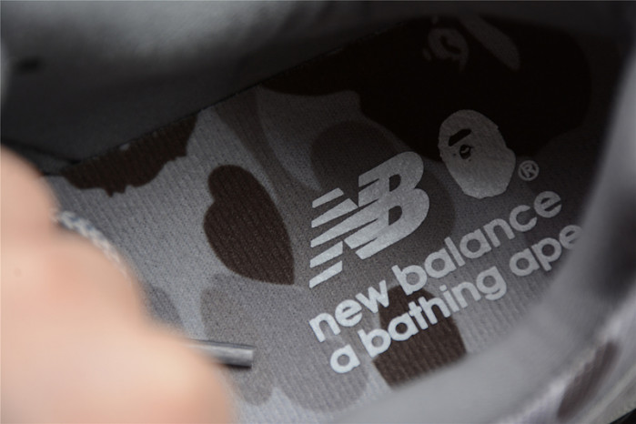 new Ba1an*e 2002r bape grey m2002rbg