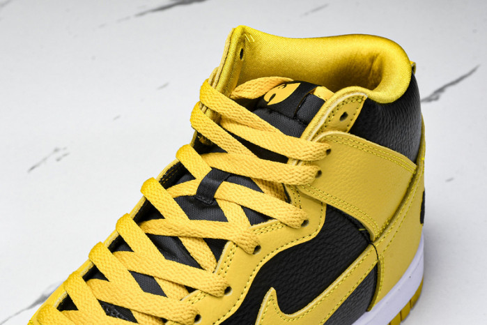 Nike Dunk High “Wu-Tang Clan” HJ4320-001