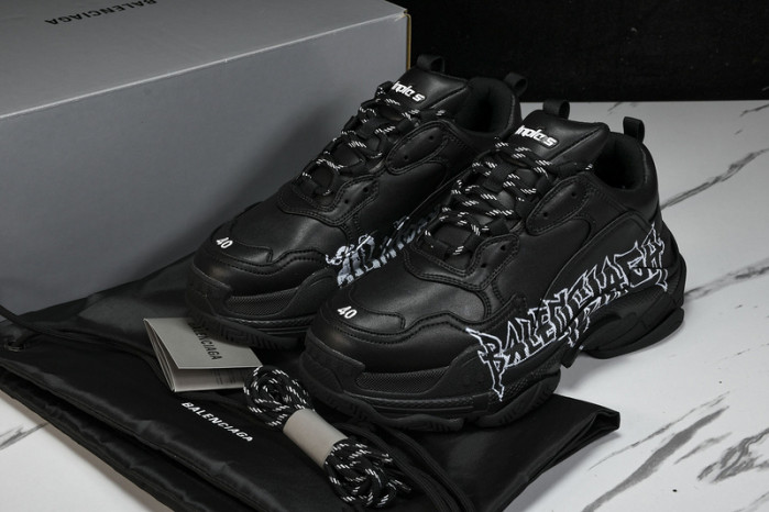 bl triple s trainers sneakers bts-19