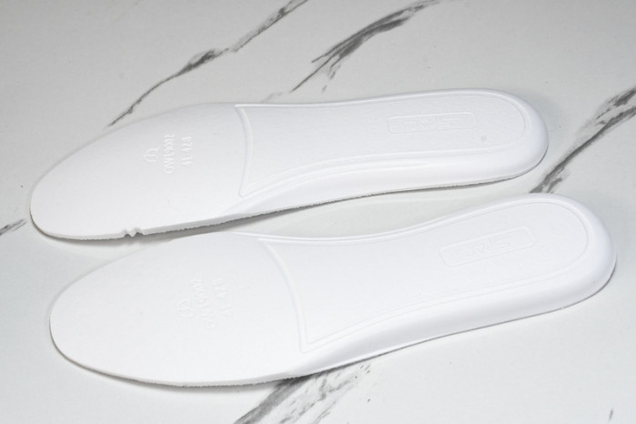 of c/o​ odsy-1000 sneakers ow-35