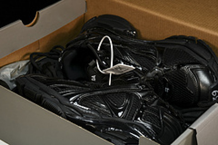 BL RUNNER SNEAKERS (GLOSSY) W3RNY-0135