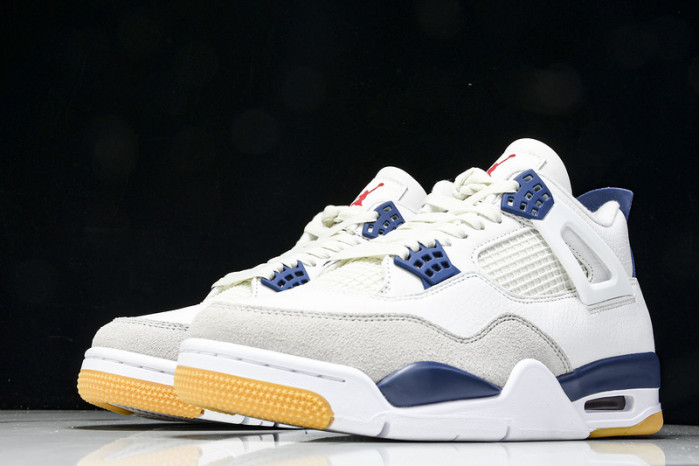 Nike SB x Air Jordan 4 “Navy” DR5415-100