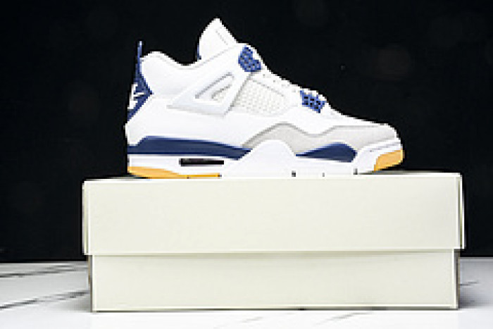 Nike SB x Air Jordan 4 “Navy” DR5415-100