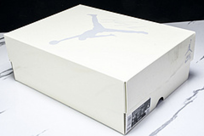 Nike SB x Air Jordan 4 “Navy” DR5415-100