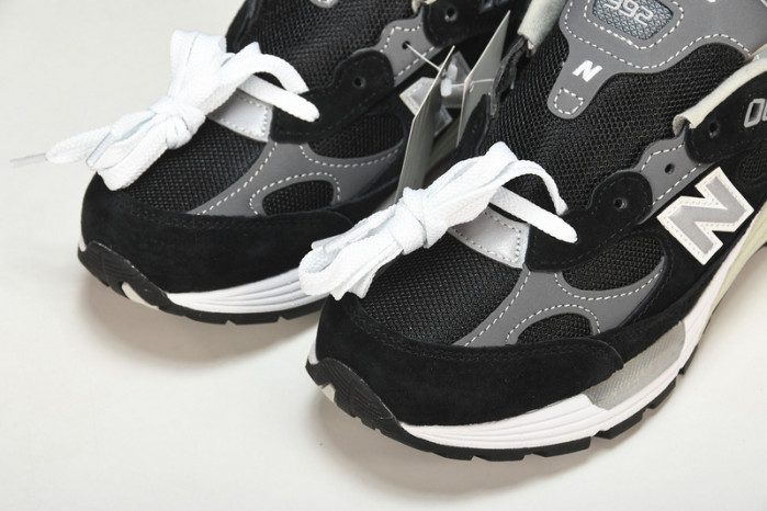 new Ba1an*e 992 black grey suede m992eb