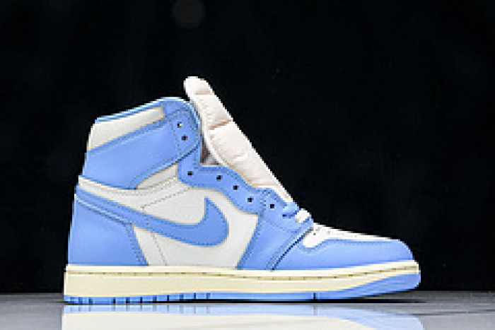 Air Jordan 1 High OG“UNC Reimagined” DZ5485-402