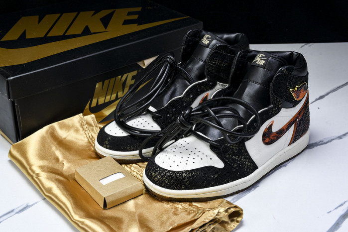 Air Jordan 1 High OG “Xuanwu” IB3165-091