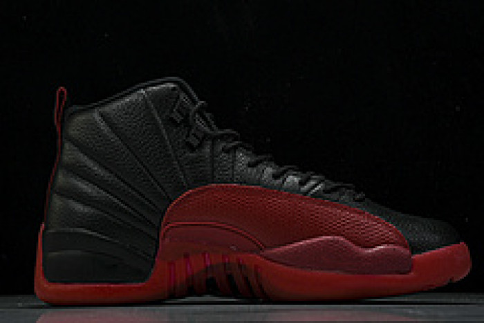 (2025) AIR JORDAN 12 Flu Game CT8013-002