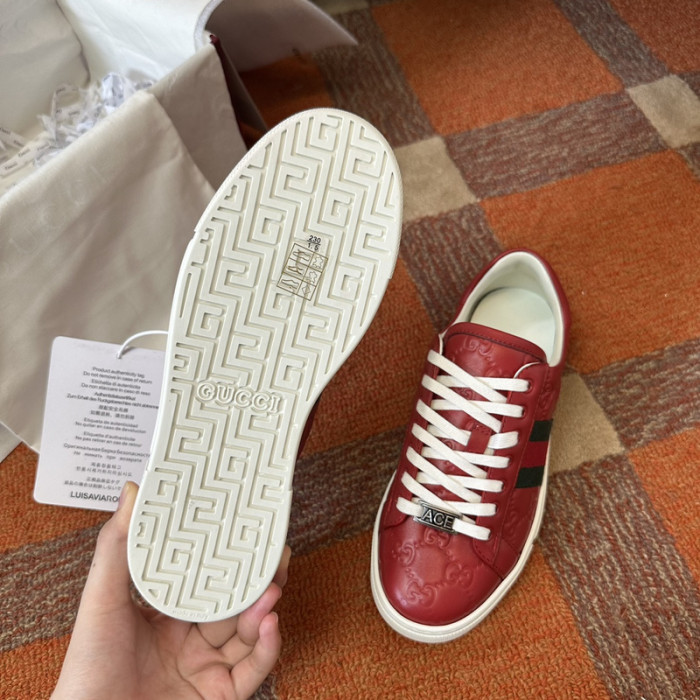 GI ACE EMBROIDERED LOW-TOP SNEAKER 90650