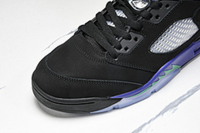 (2025) Jordan 5 Retro Black Grape 136027-007