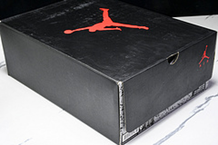 (2025) Jordan 5 Retro Black Grape 136027-007