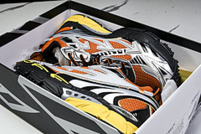 OF BE RIGHT BACK SNEAKERS OB22