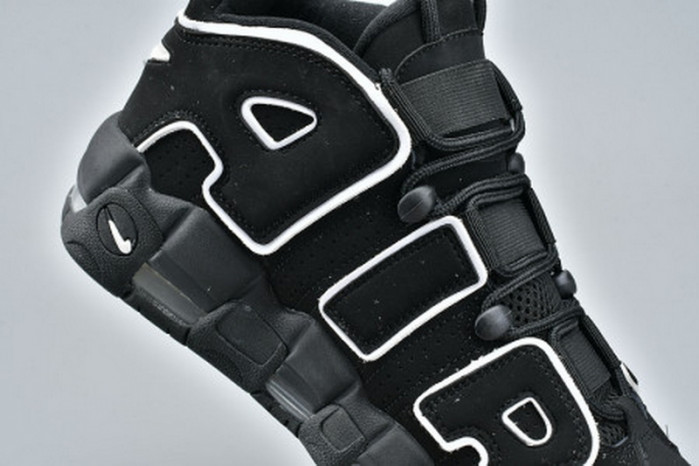 nike air more uptempo og black and white 414962-002