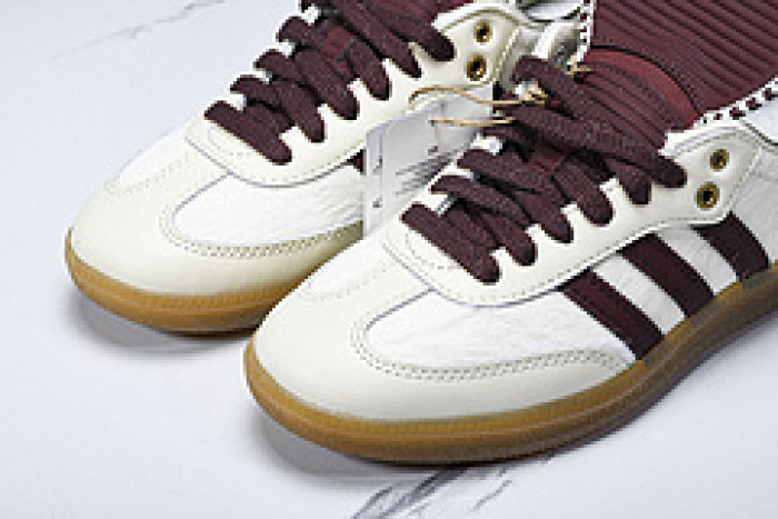 ad low-top sneaker gazelle indoor ie0586