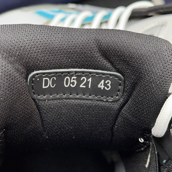 dr b30 trainer sneaker