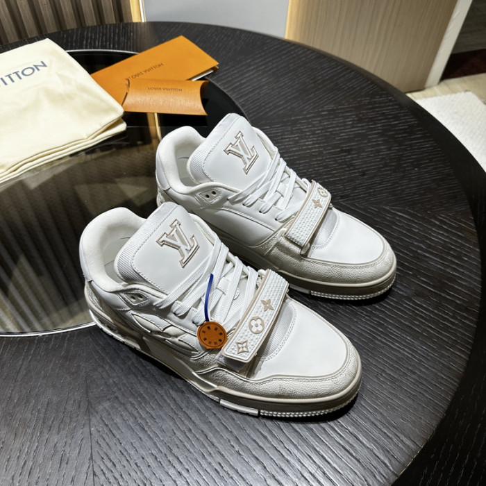 LOVT SNEAKER lv-345