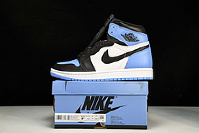 air jordan 1 retro high og “university blue” dz5485-400