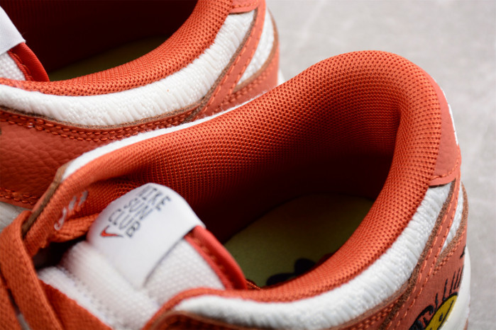 nike dunk low se "sun club" dr5475-100