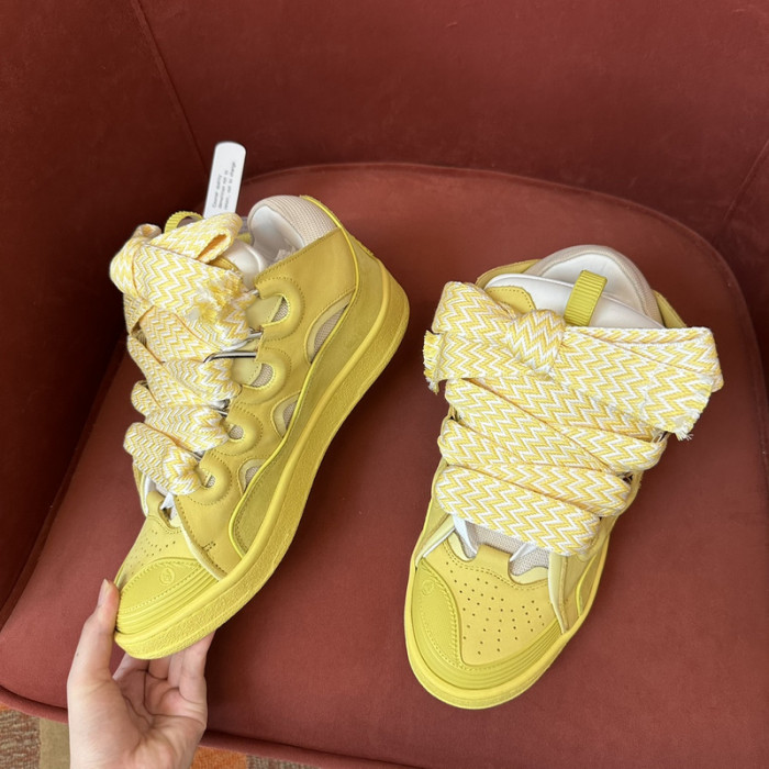 Lanu1n curb sneaker 111211